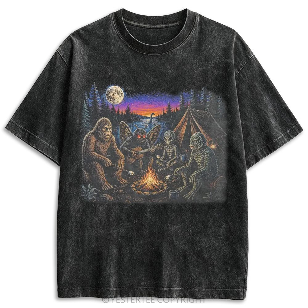 Cryptid Campfire Bigfoot Mothman Alien Retro Washed T-shirt
