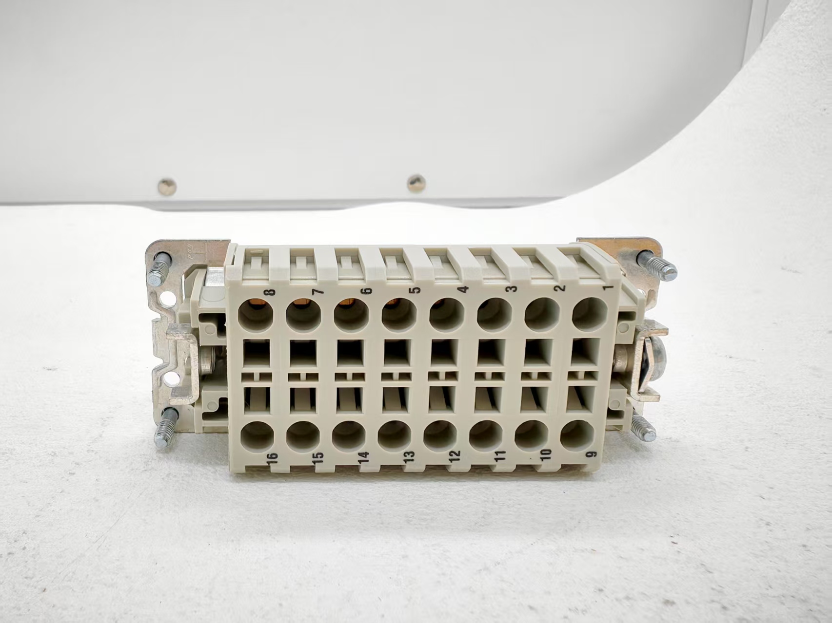 EPIC Connector 10401200 H-BE 16 BF