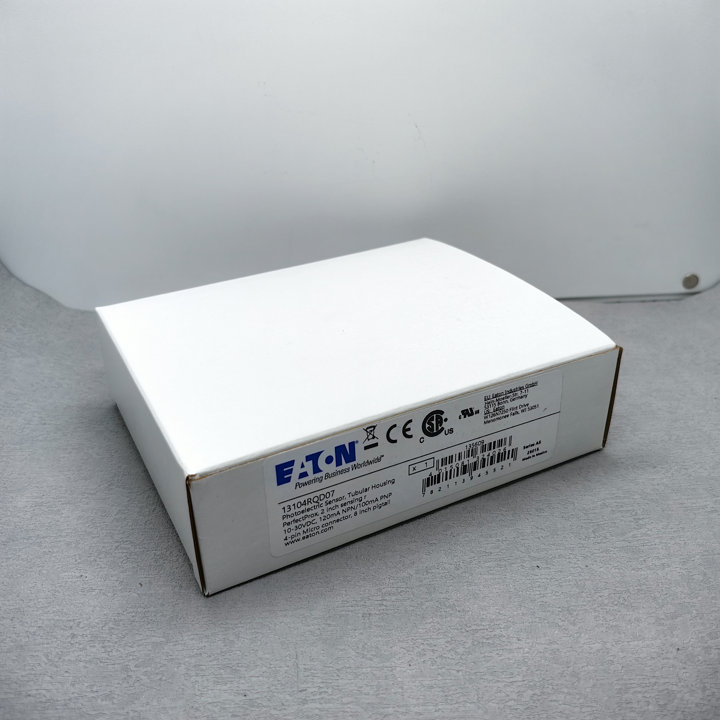 EATON Photoelectric Sensor 13104RQD07