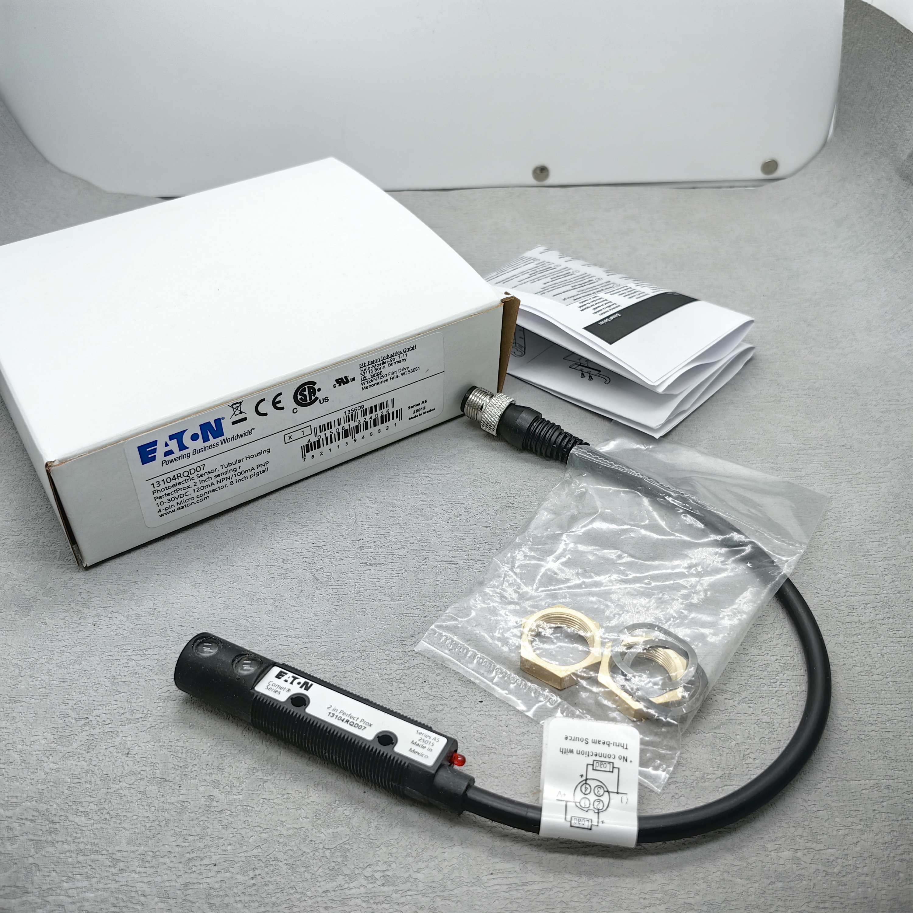 EATON Photoelectric Sensor 13104RQD07