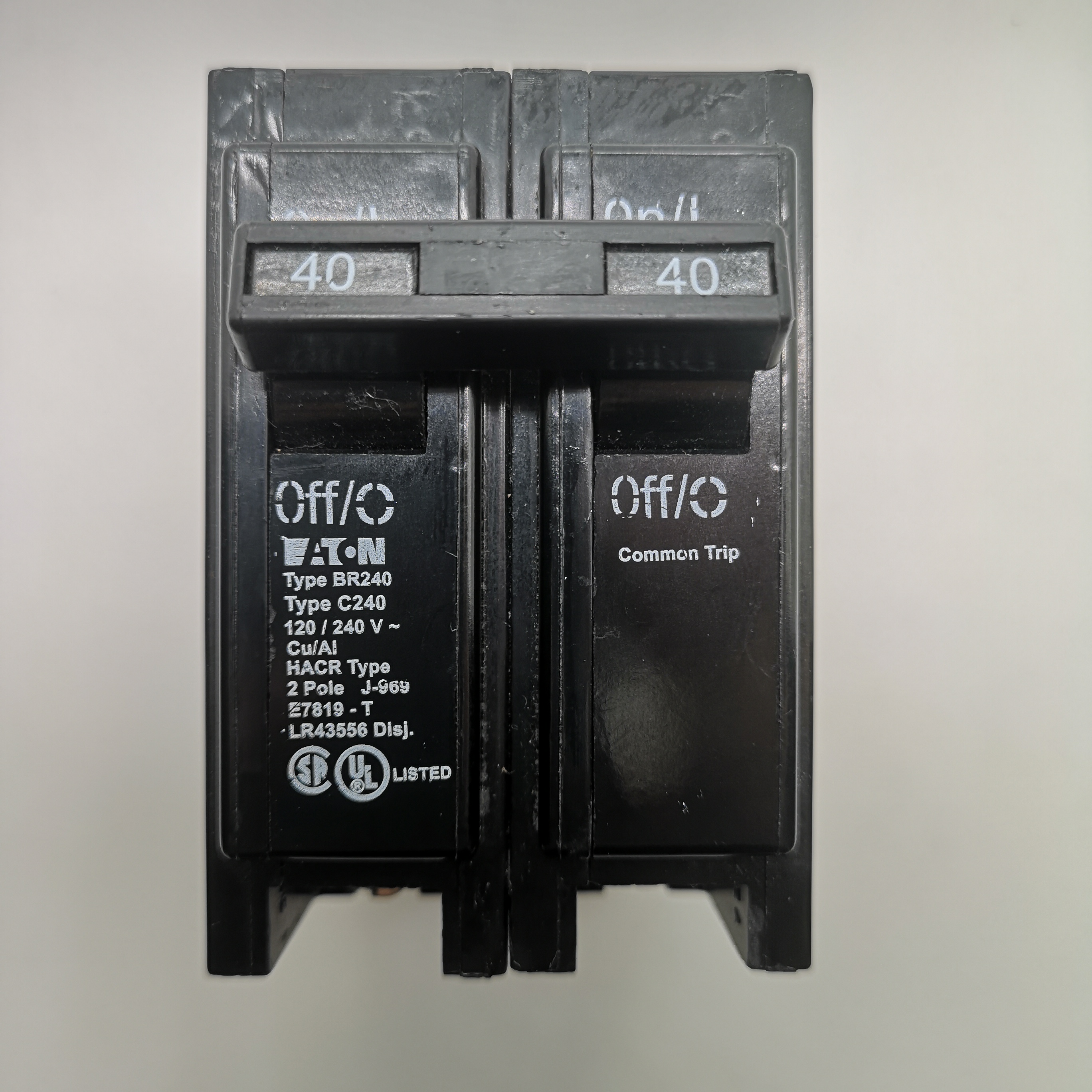 Eaton BR Thermal magnetic circuit breaker BR240