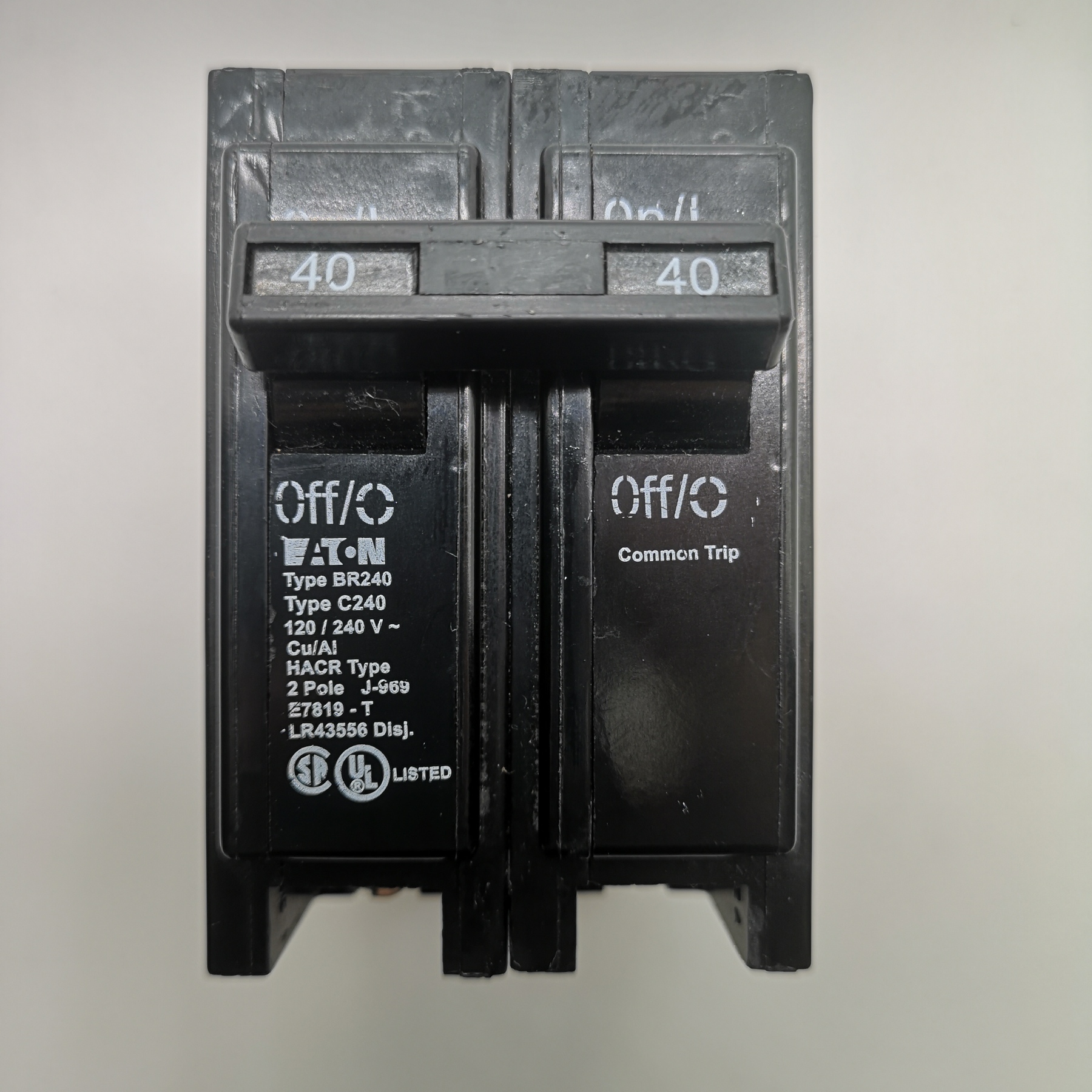 Eaton BR Thermal magnetic circuit breaker BR240