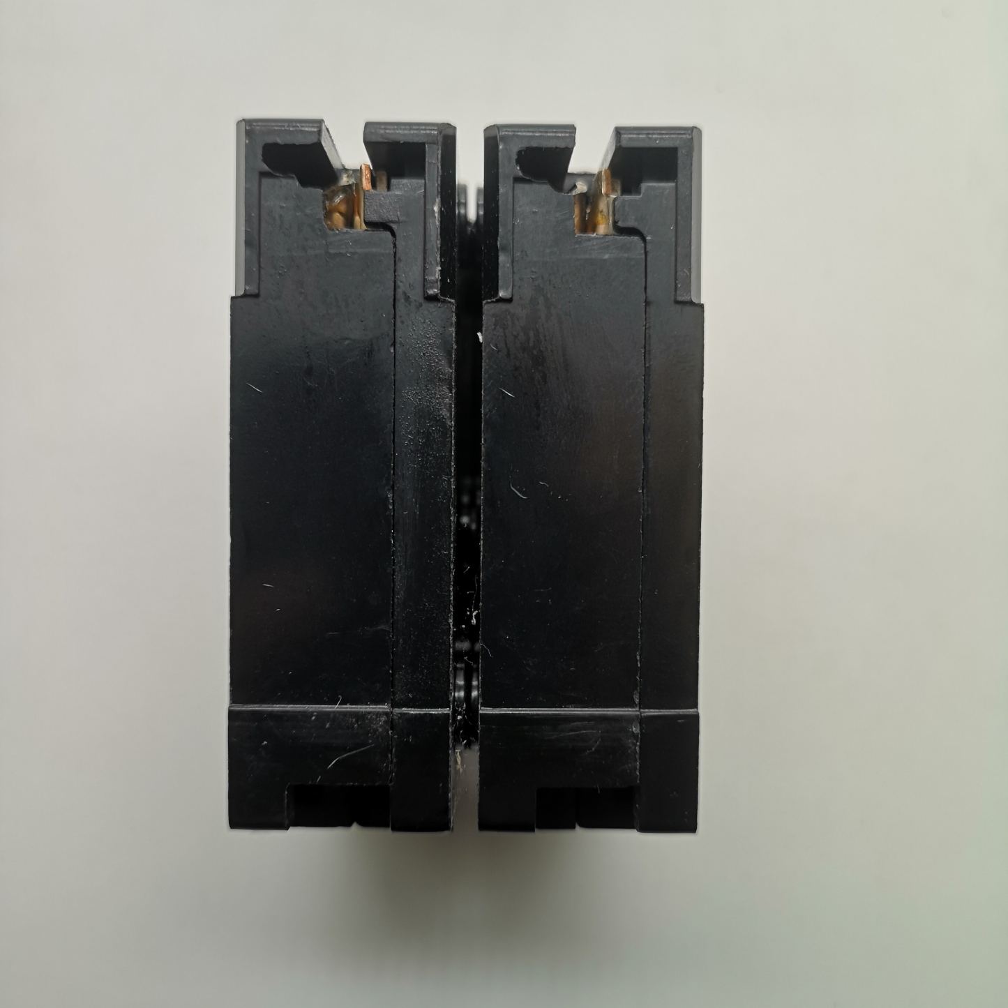 Eaton BR Thermal magnetic circuit breaker BR240