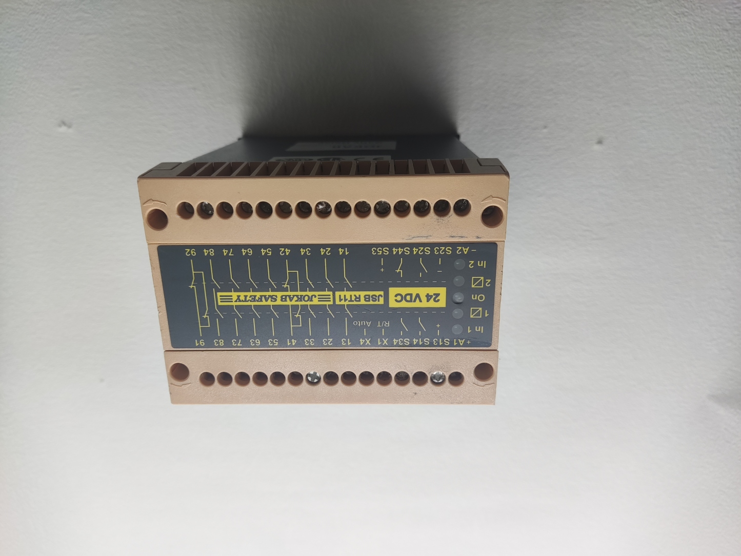 JOKAB Safety Relay JSBRT11 24VDC