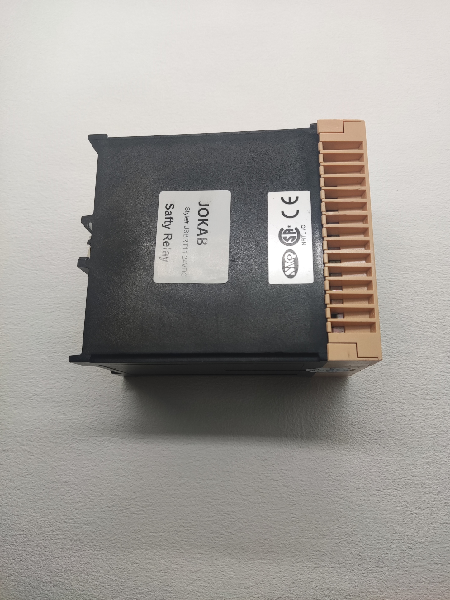 JOKAB Safety Relay JSBRT11 24VDC
