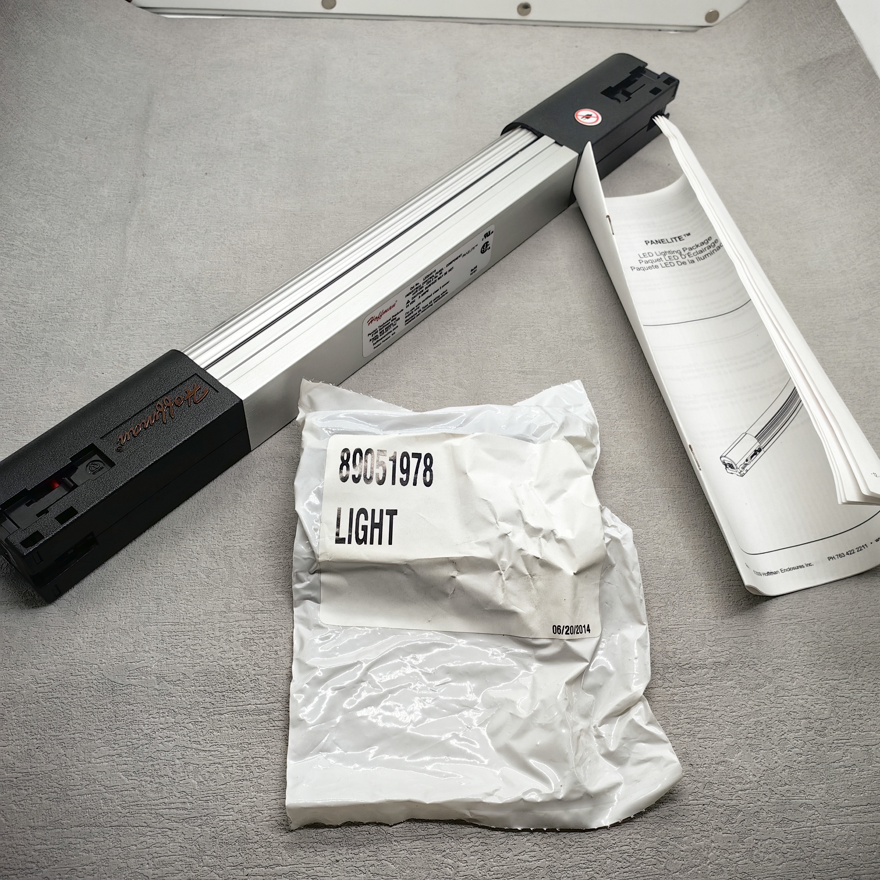 HOFFMAN LED24V15 LED Light