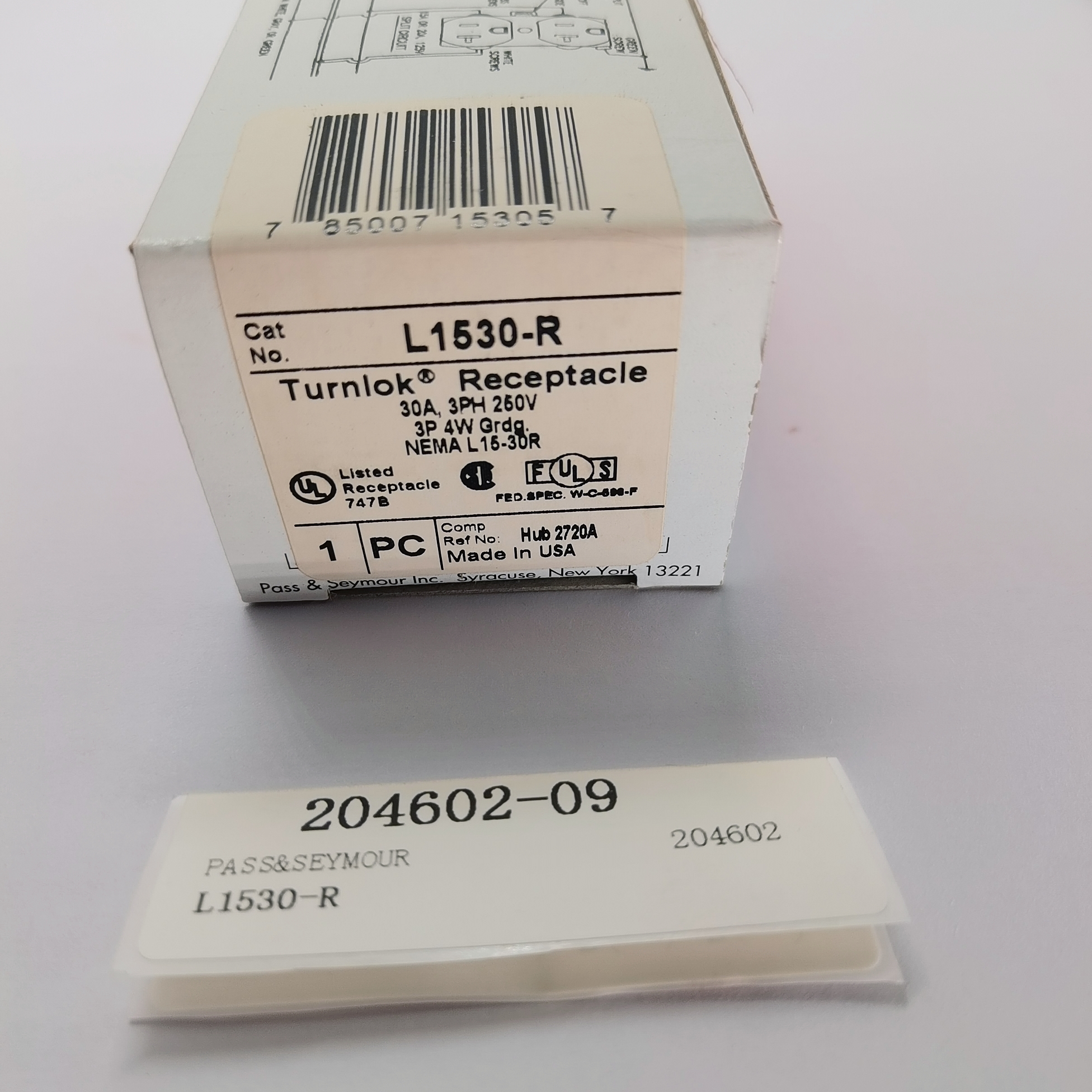 Legrand-Pass & Seymour L1530-R Turnlok Locking Receptacle