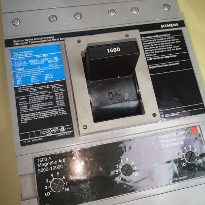 Siemens PXD63B160 Circuit Breaker