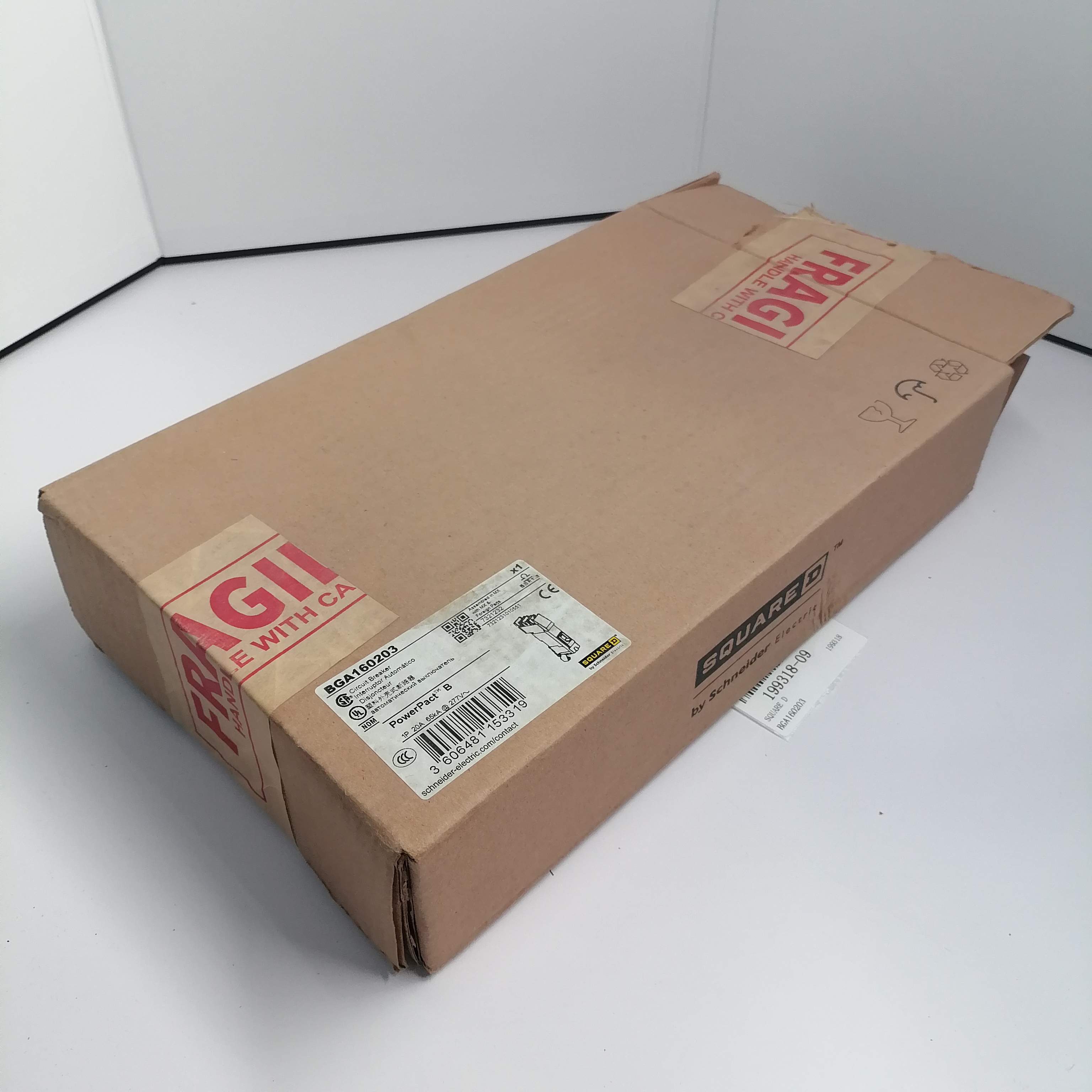 SQUARE D BGA160203 circuit breaker