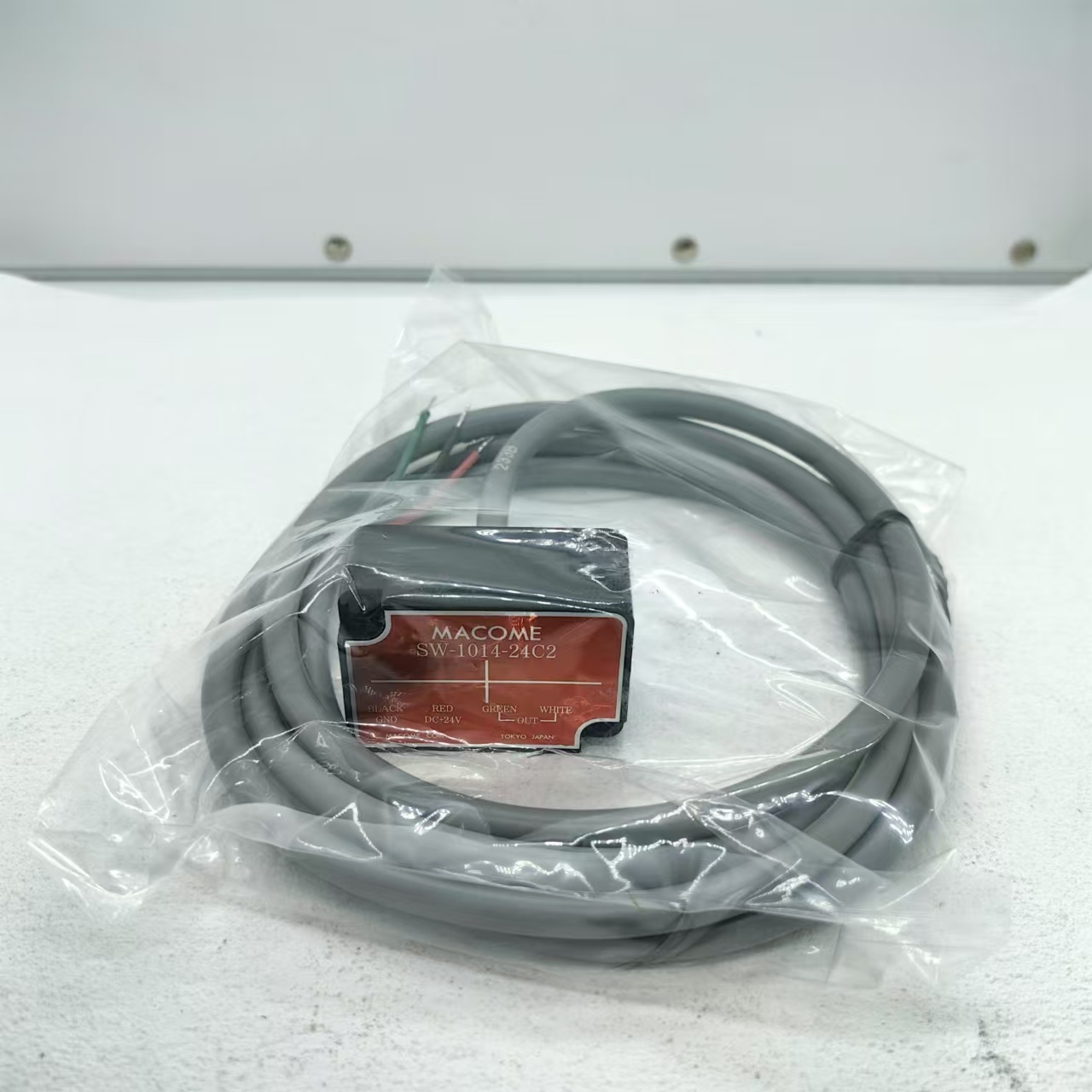 Macome Magnetic Switch SW-1014-24C2