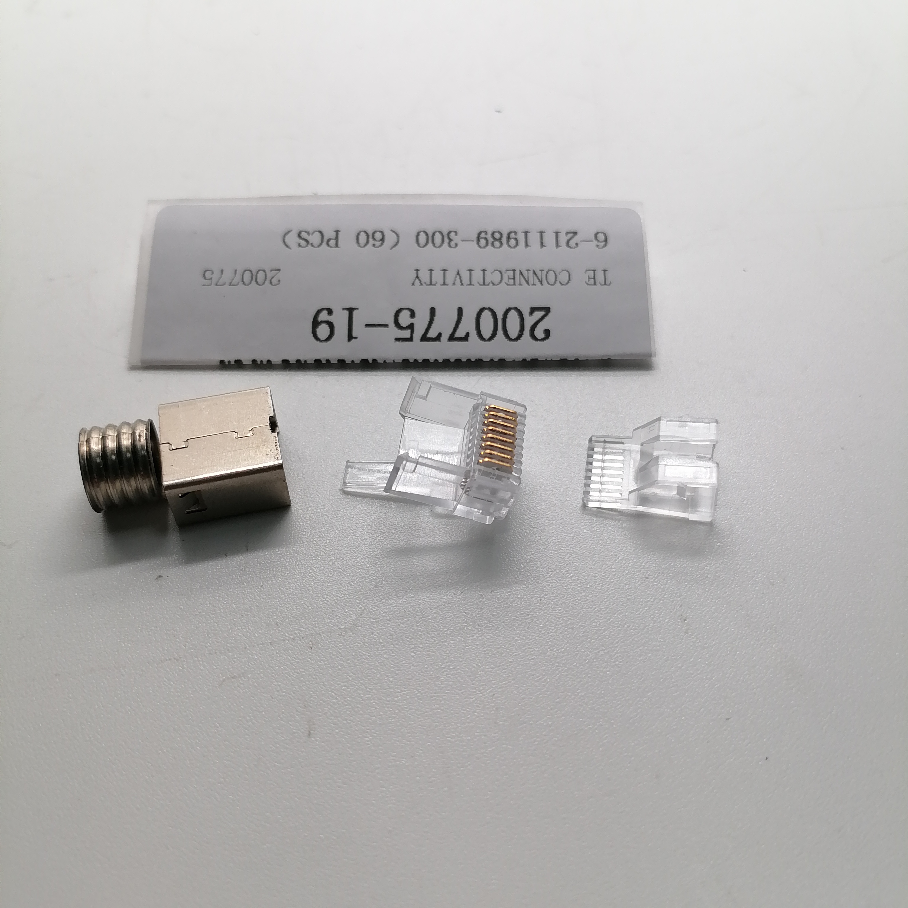（Lots of 60 PCS）TE CONNECTIVITY Terminal 6-2111989-300