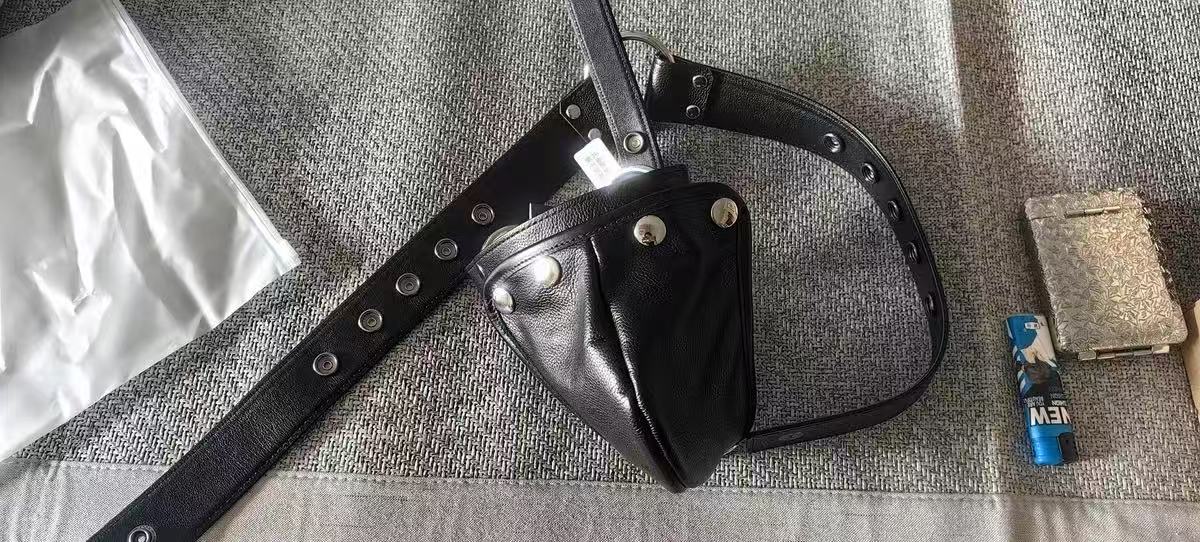 Men’s Leather Bondage Thong – Removable Pouch G-String Harness | PEACHBUMX