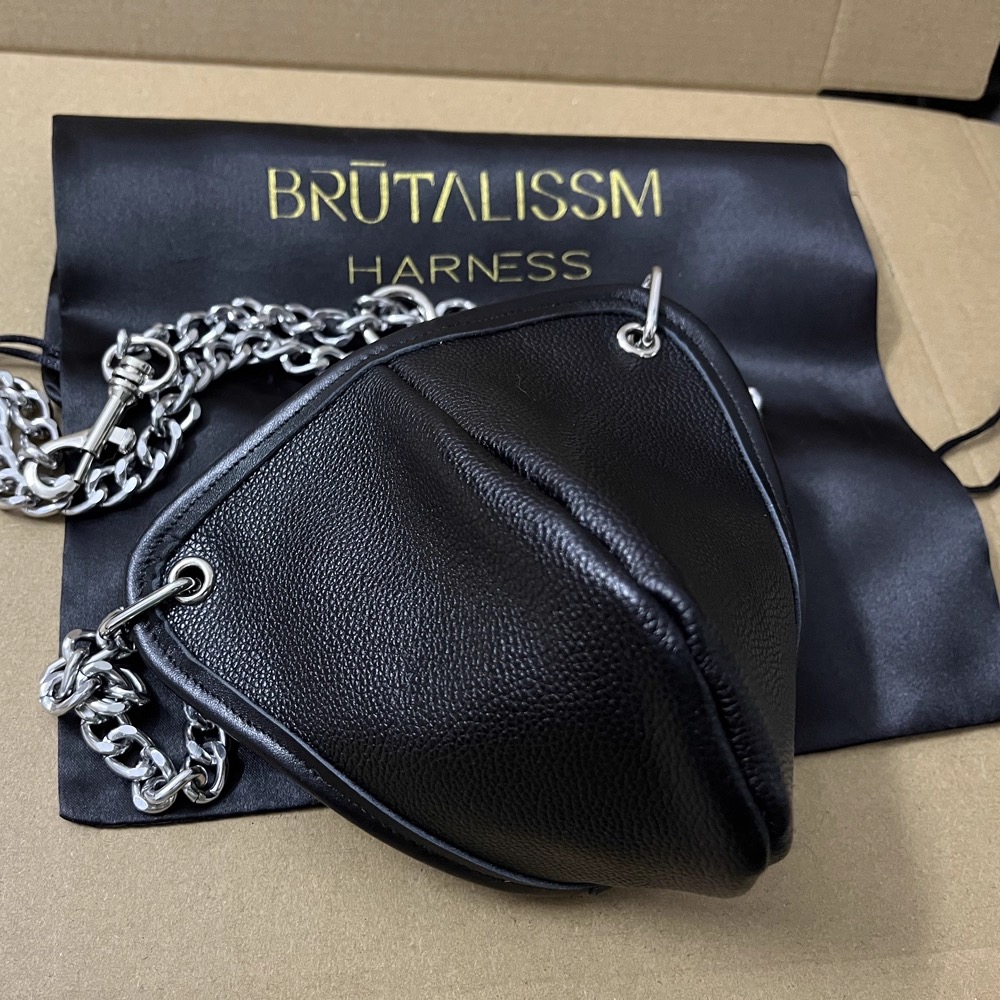 Men's Chain-Linked Leather Pouch Thong