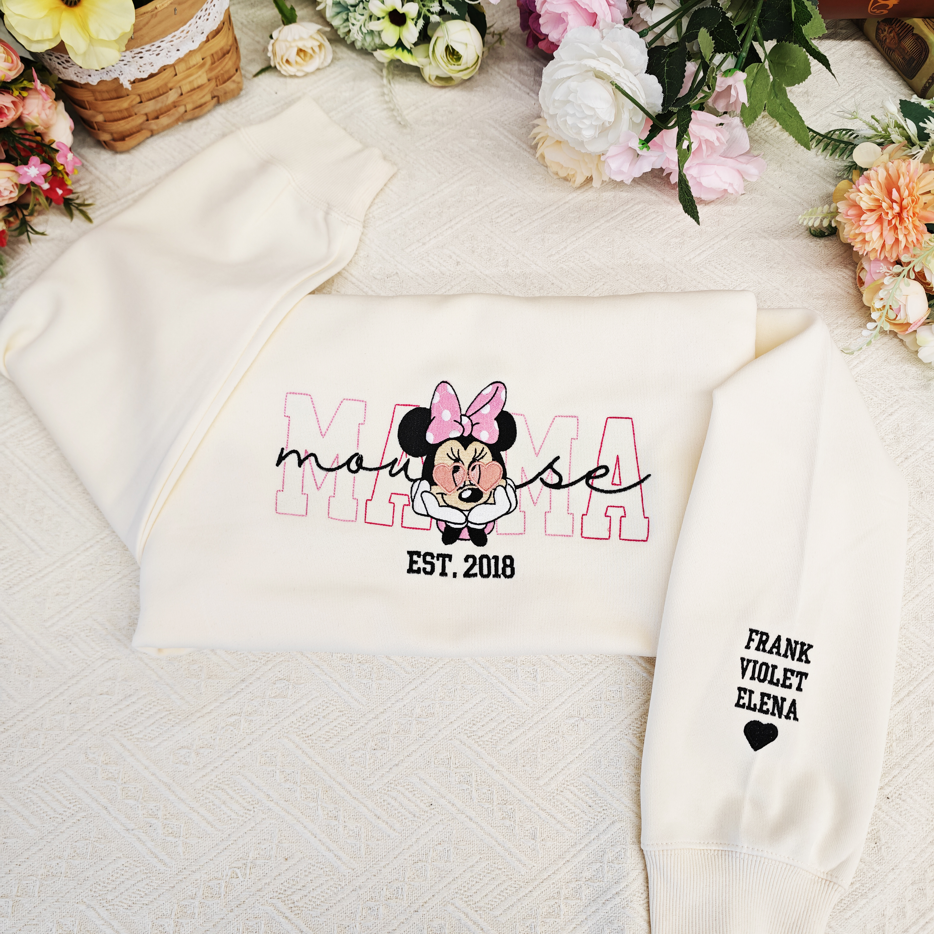 50% OFF 🐭Custom Embroidered “Mama” Sweatshirt – Personalized with Names & Year