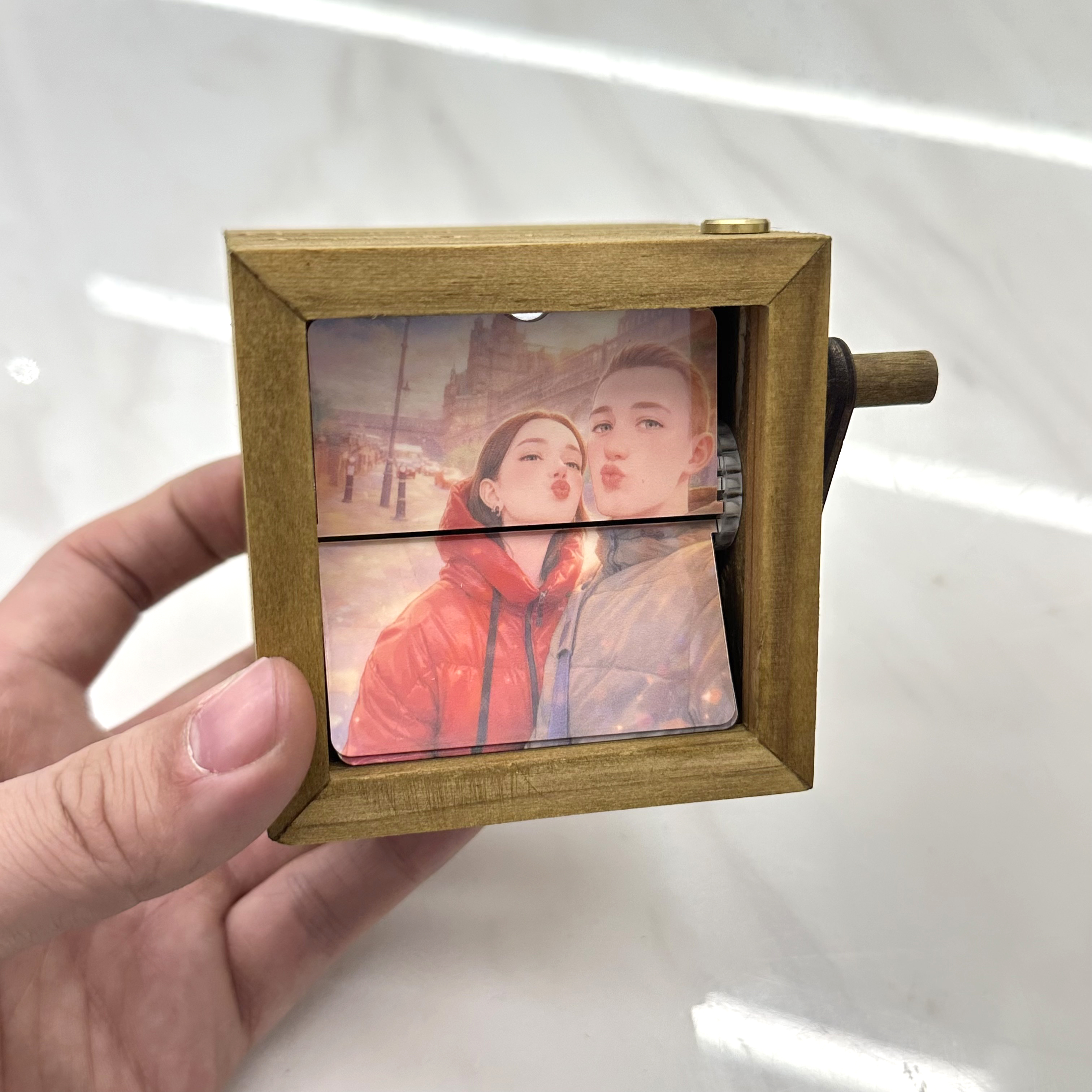 💗Custom Hand-Crank Flipbook Cartoon Photo Wood LED Box Gift for Her/Him