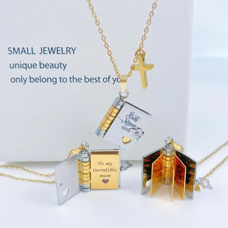 🌸 Best Mom Ever – Personalized Mini Book Necklace