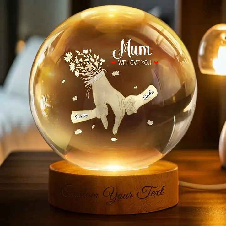 👩❤️👧Holding Mommy's Hand and I Love You - Child's Name Lamp, Crystal 3D Ball Lamp