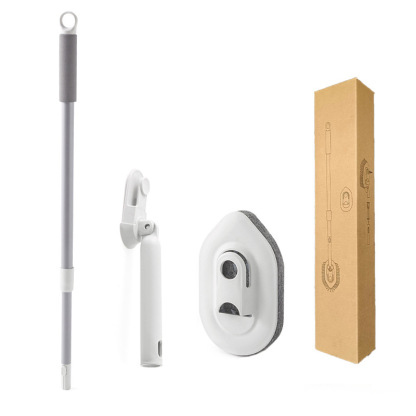 Langer Teleskopstiel mit steifen Borsten für die Bodenreinigung