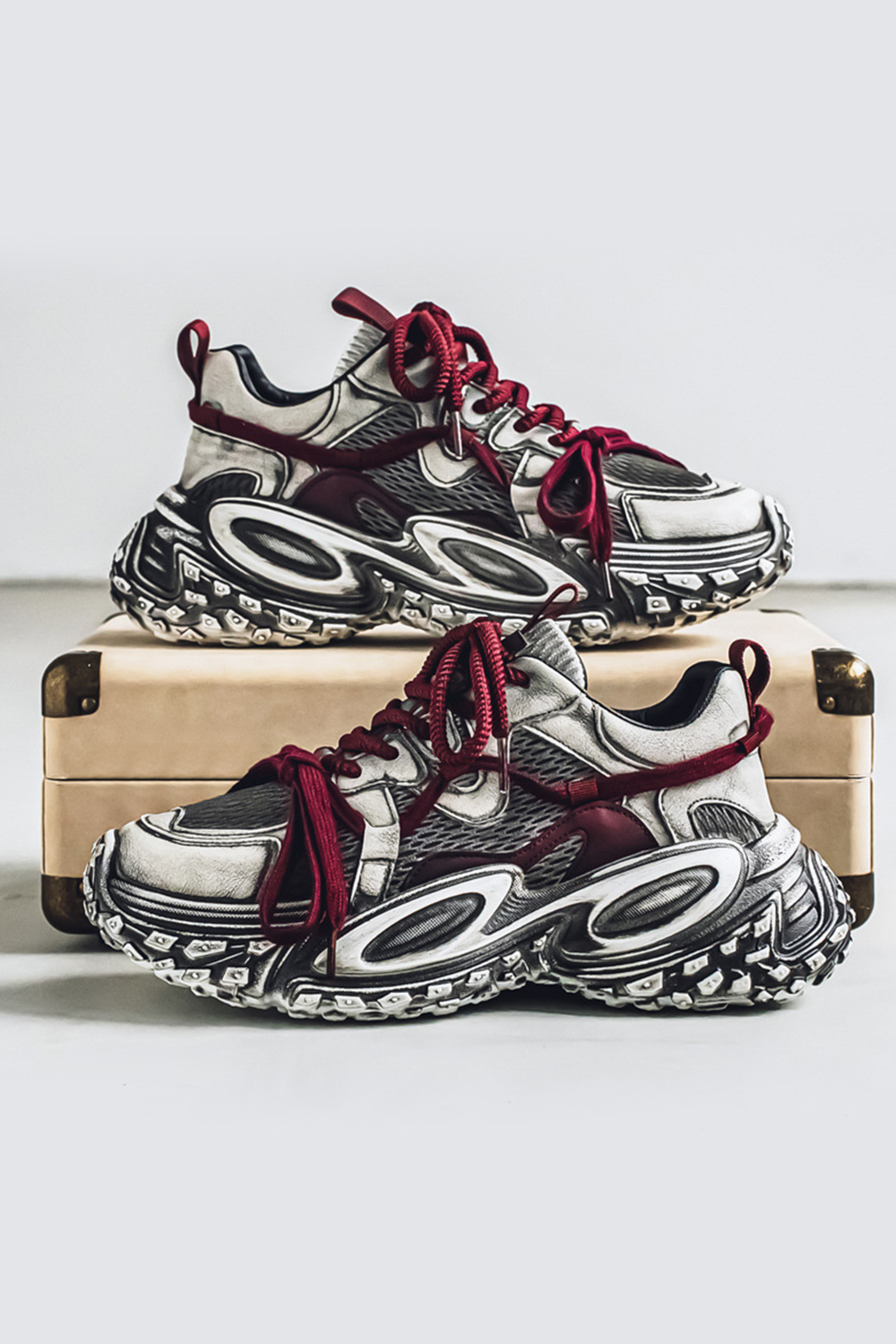 Tire Sole Clunky Sneaker Dirty Sports Damp Shoes for men