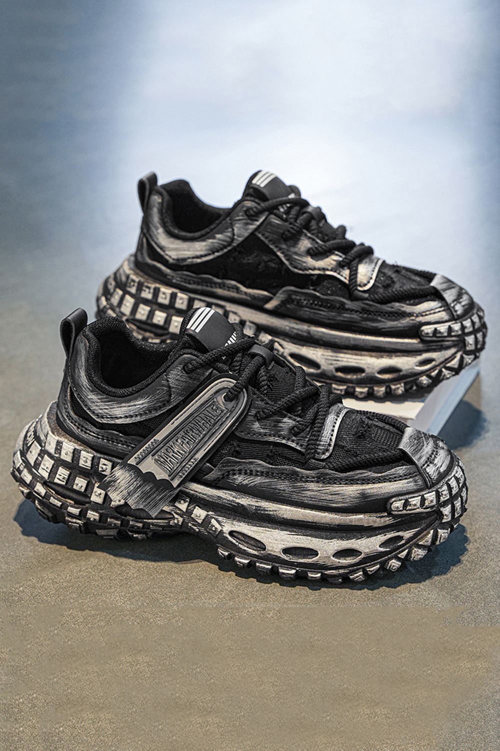 Tire Sole Clunky Sneaker Dirty Sports Shoes for men