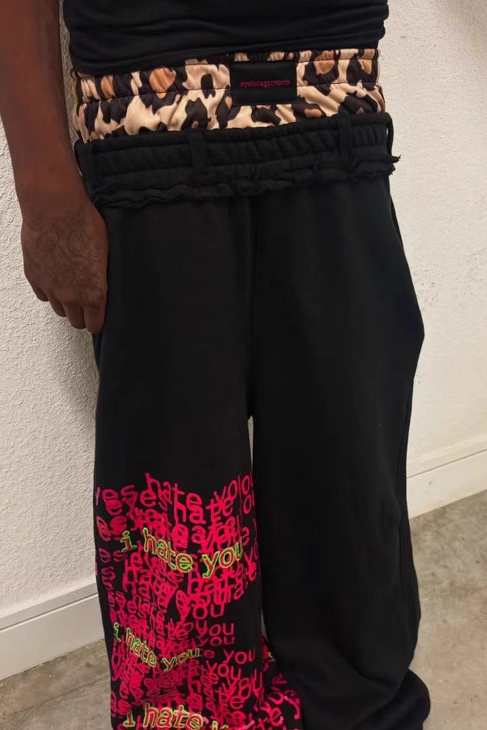 Letter Leopard Sweatpants Wide-Leg Loose Men Pants