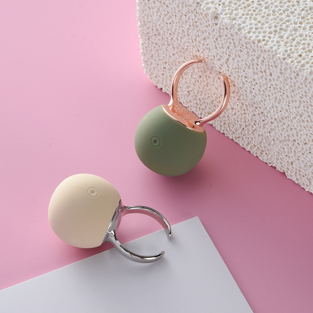 Ring Vibrator Silicone rechargeable bullet finger vibrator female device masturbator toy supplies vibration