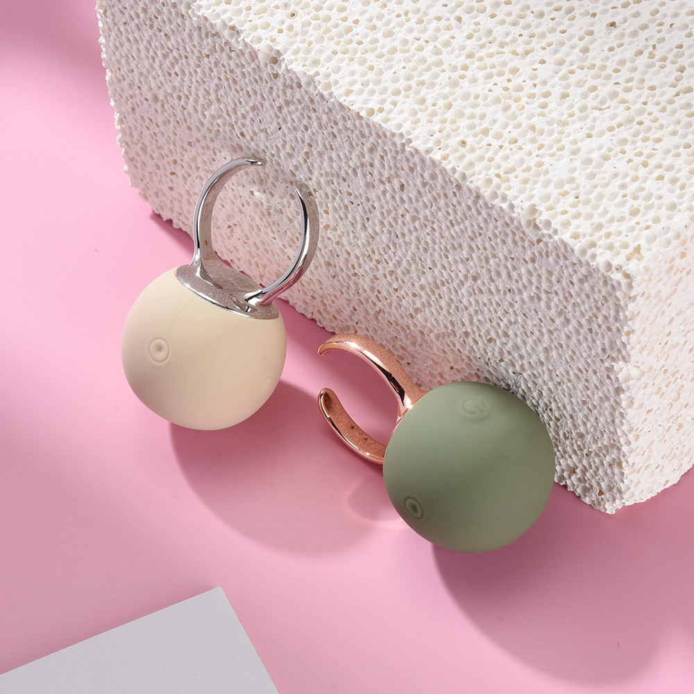 Ring Vibrator Silicone rechargeable bullet finger vibrator female device masturbator toy supplies vibration