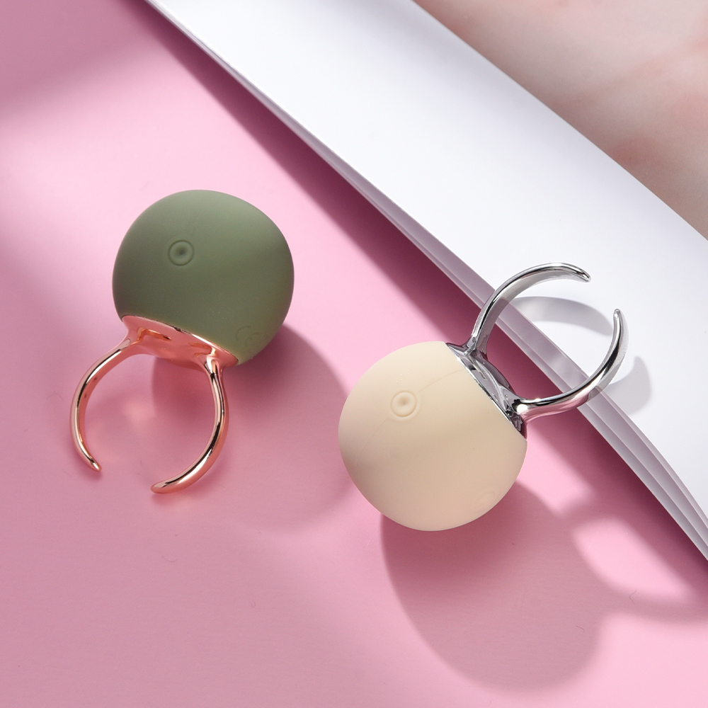 Ring Vibrator Silicone rechargeable bullet finger vibrator female device masturbator toy supplies vibration