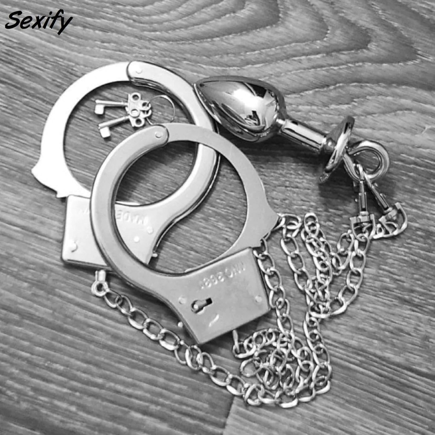 BDSM Handcuffs with Anal Plug Metal Fetish Sex Toys Restraints Handcuffs Sex with Anal Plug Couple Flirting Bondage SM Games Handcuffs Butt Plug for Couples Lovers