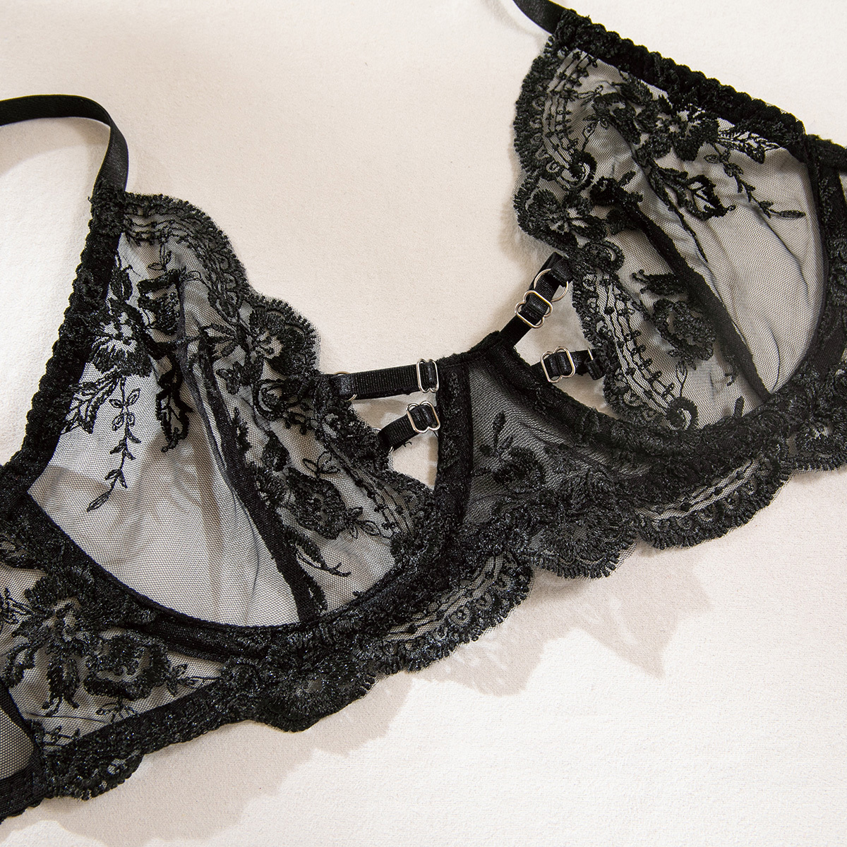 European and American sexy perspective lingerie mesh embroidery steel ring gathers big breasts to show small bra four-piece set
