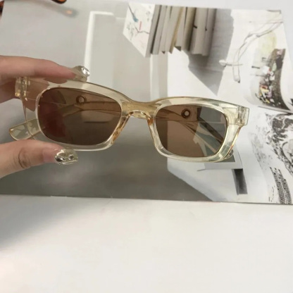 sunglassesSonnenbrillen mit kleinem Rahmen für Damen und Herren