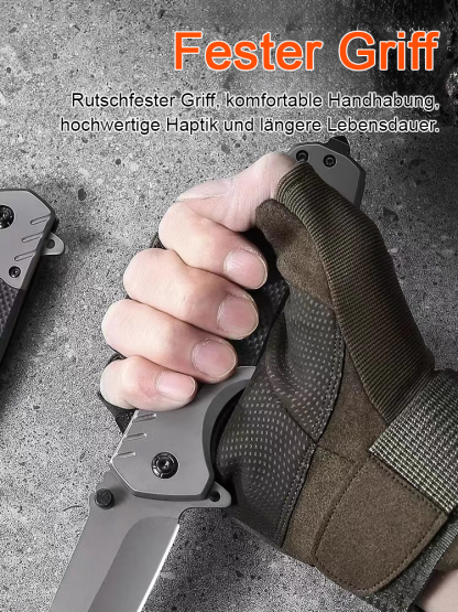 Jedes Messer wird in einer hochqualifizierten Werkstatt in Solingen handgefertigt und bleibt auch nach dem Spalten von 1000 Stücken Hartholz scharf.