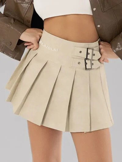 Slaiolai® Buckle Decor Pleated Mini Skirt