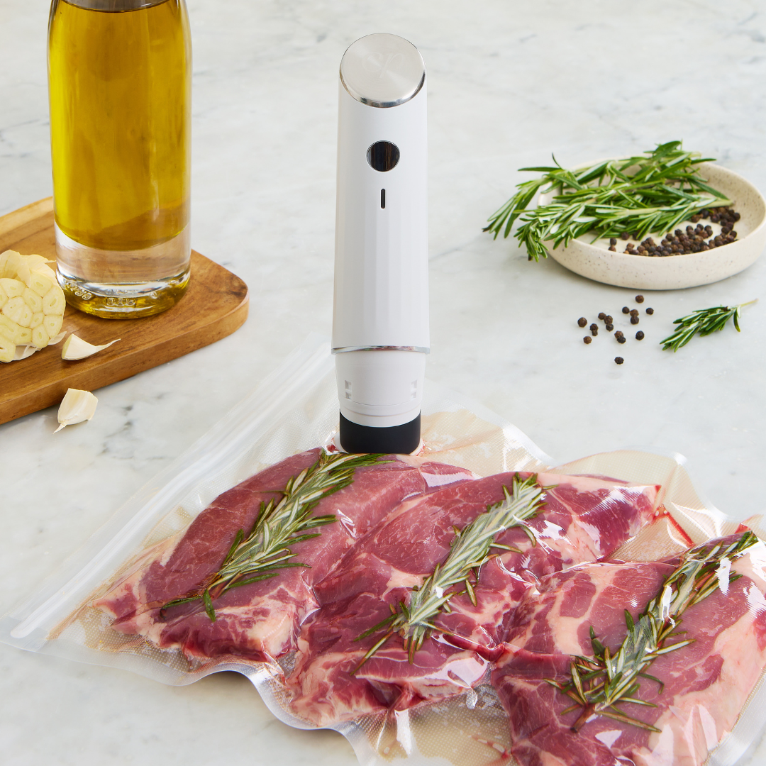 Pawdear compact vacuum sealer. Vacuum Seals your food in 5 seconds. Easy To Use. Rechargeable battery.-PawDear