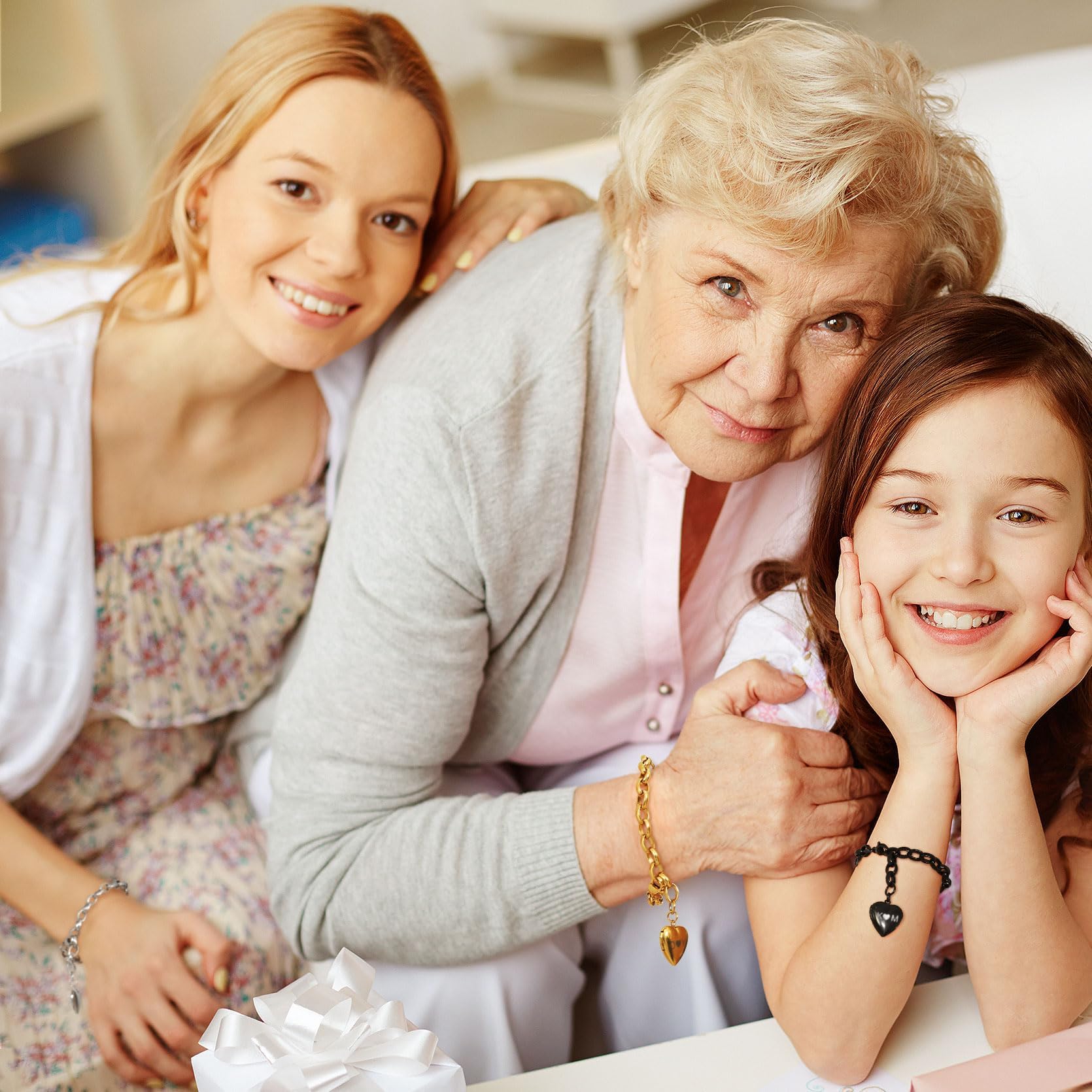 KeyStyle Heart Charm Bracelets for Women Chain Bracelet Black Adjustable Link Bracelets Valentine's Day Jewelry Gift for Girlfriend