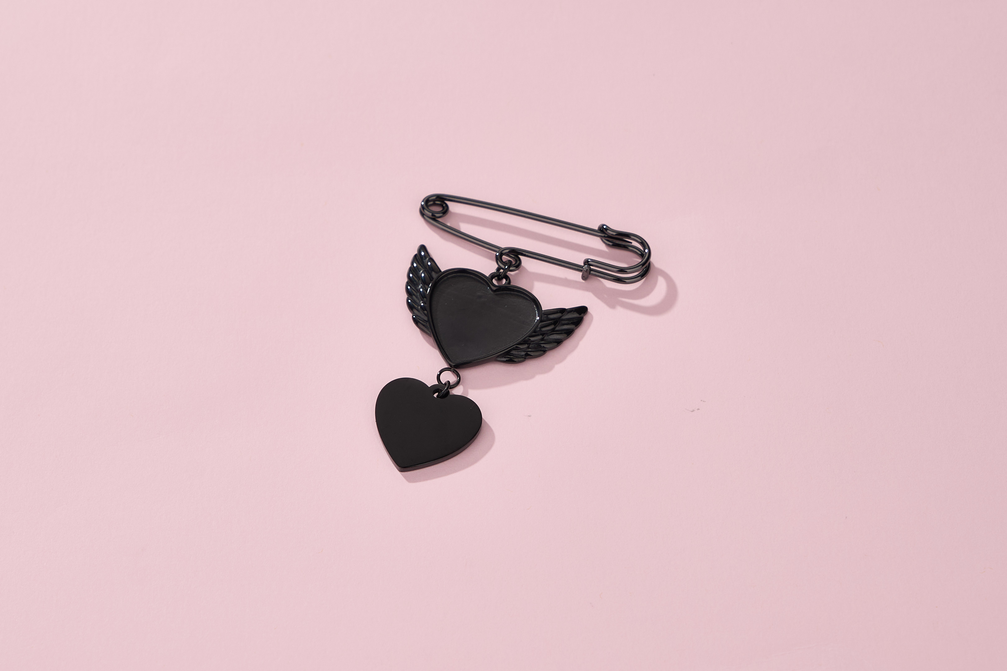 KeyStyle Custom Photo Lapel Pins for Women Men, Heart Wings Personalized Lapel Pins Gift for Women Men