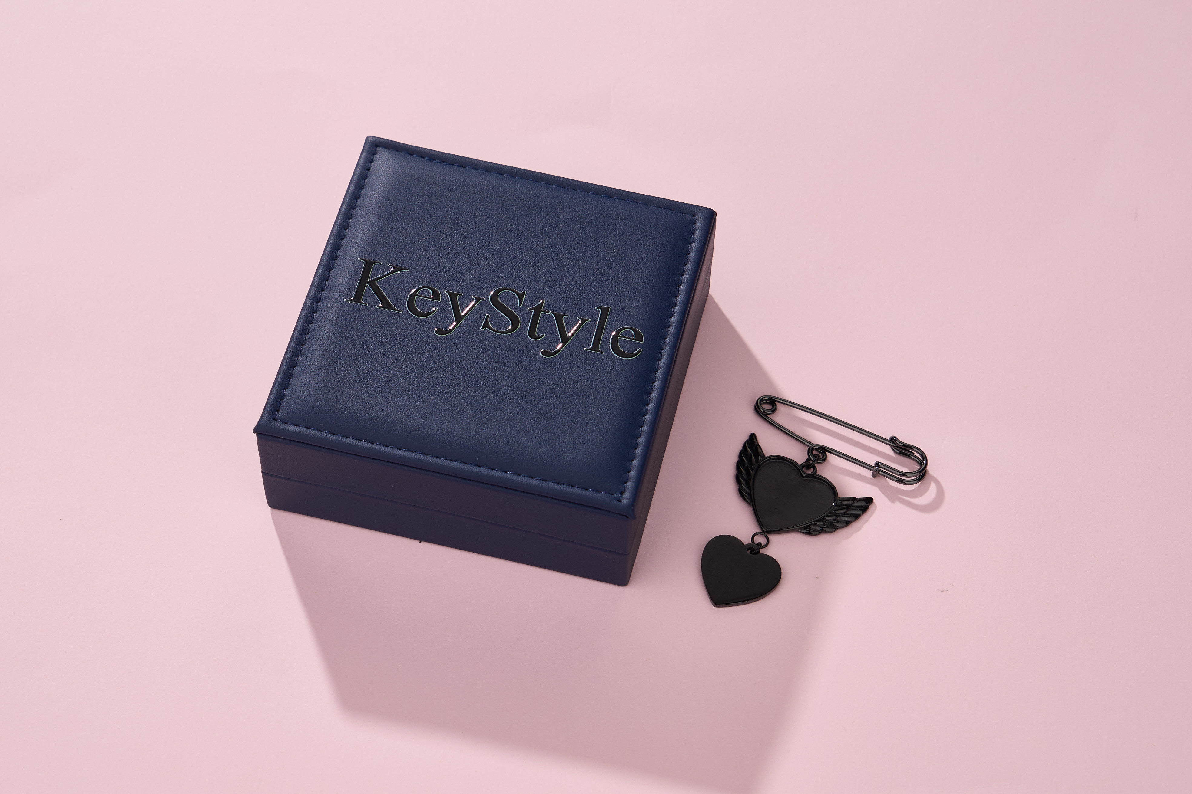 KeyStyle Custom Photo Lapel Pins for Women Men, Heart Wings Personalized Lapel Pins Gift for Women Men