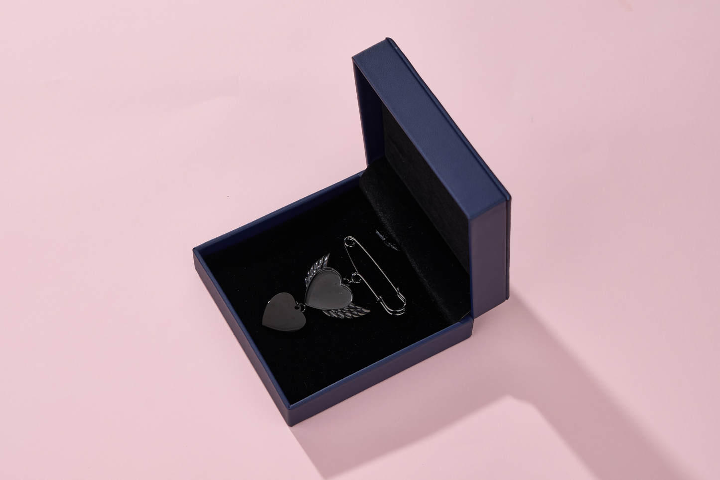 KeyStyle Custom Photo Lapel Pins for Women Men, Heart Wings Personalized Lapel Pins Gift for Women Men