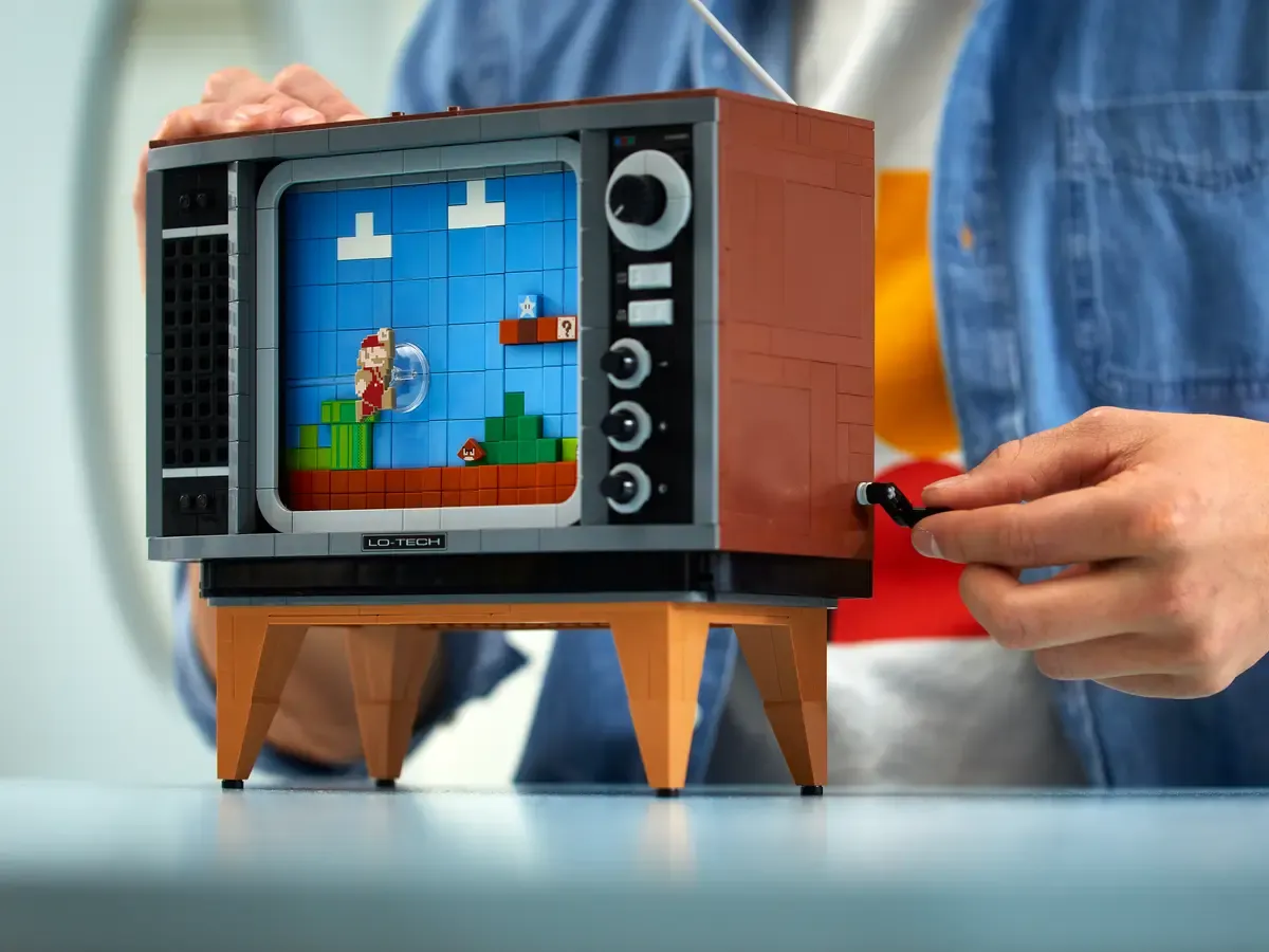  LEGO® Nintendo Entertainment System™