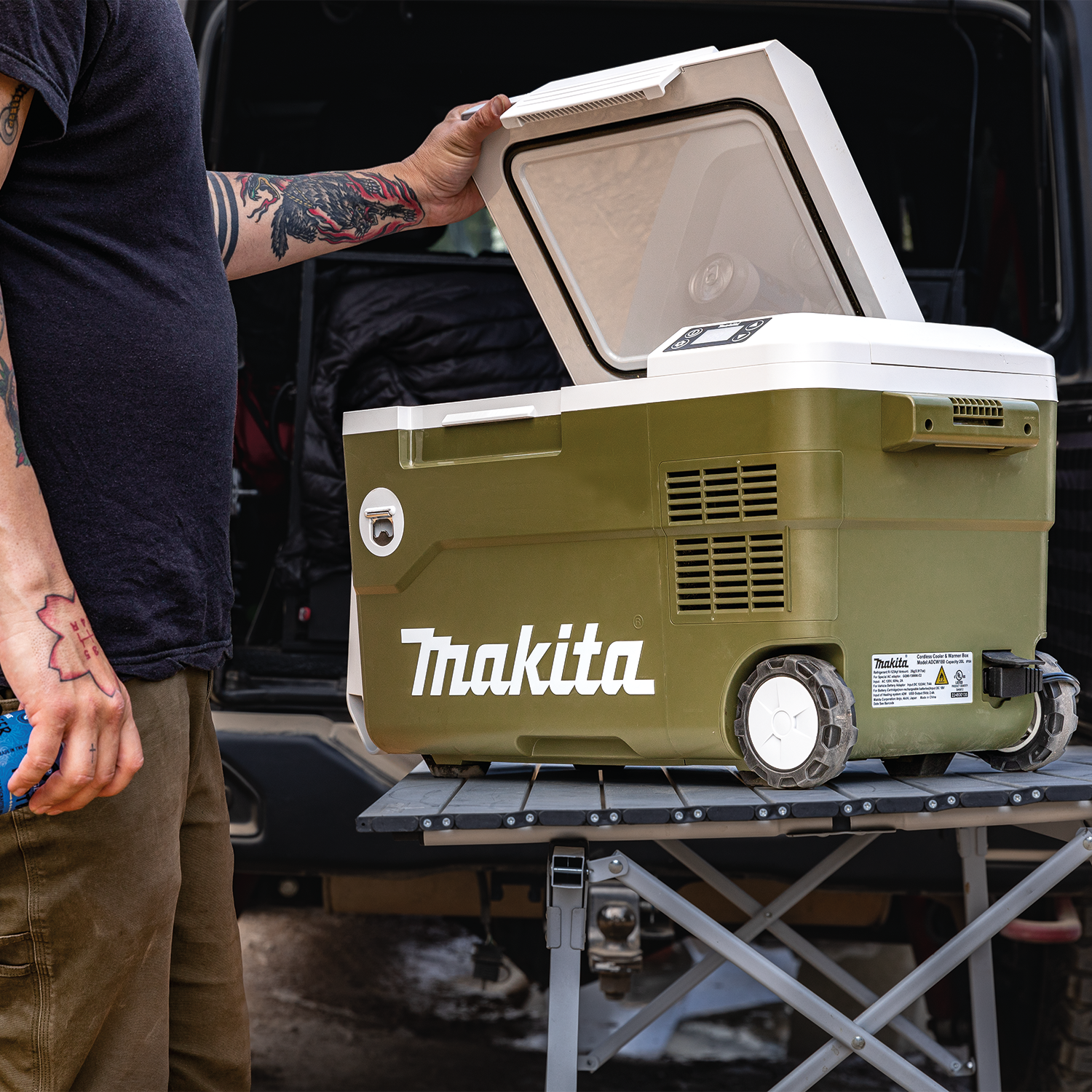 Makita ADCW180Z Action Shot 5