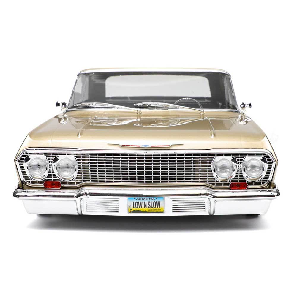  1:10 1963 Chevrolet Impala Hopping Lowrider