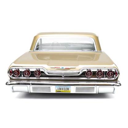  1:10 1963 Chevrolet Impala Hopping Lowrider