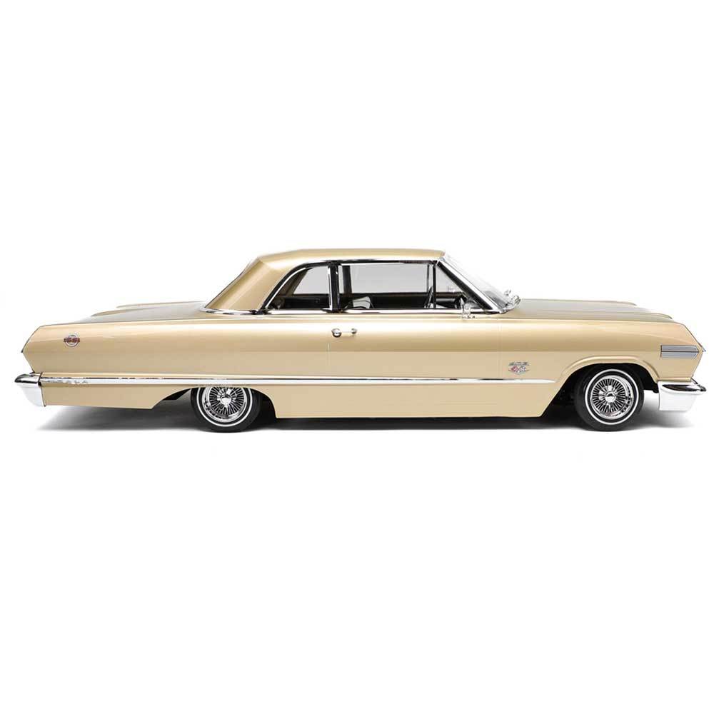  1:10 1963 Chevrolet Impala Hopping Lowrider