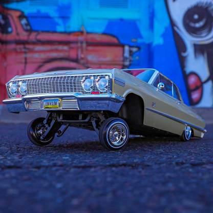  1:10 1963 Chevrolet Impala Hopping Lowrider