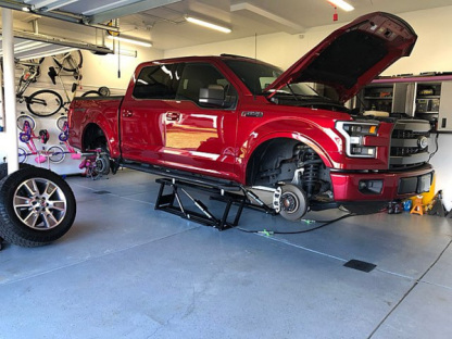 7000 lb Capacity Portable Car Lift