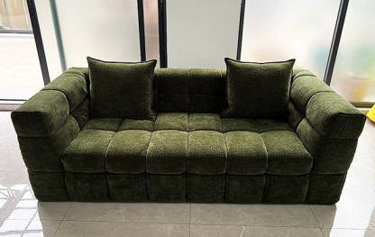 Majesty Compressible Sofa– 🛋️ Compact, Cozy & Majestic ✨