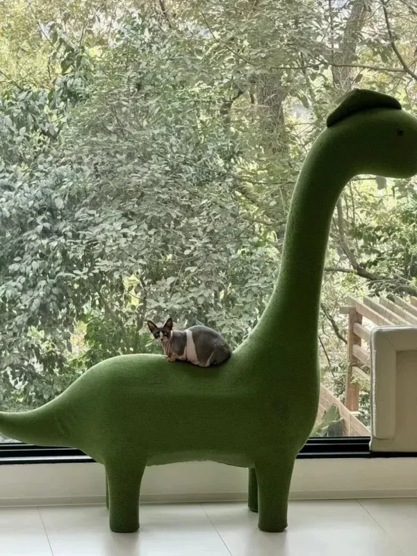 LARGE DINO CAT CLIMB FRAME – SOLID WOOD, STABLE, FUN FOR BIG CATS