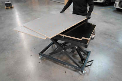 WorkRise Pro Table。