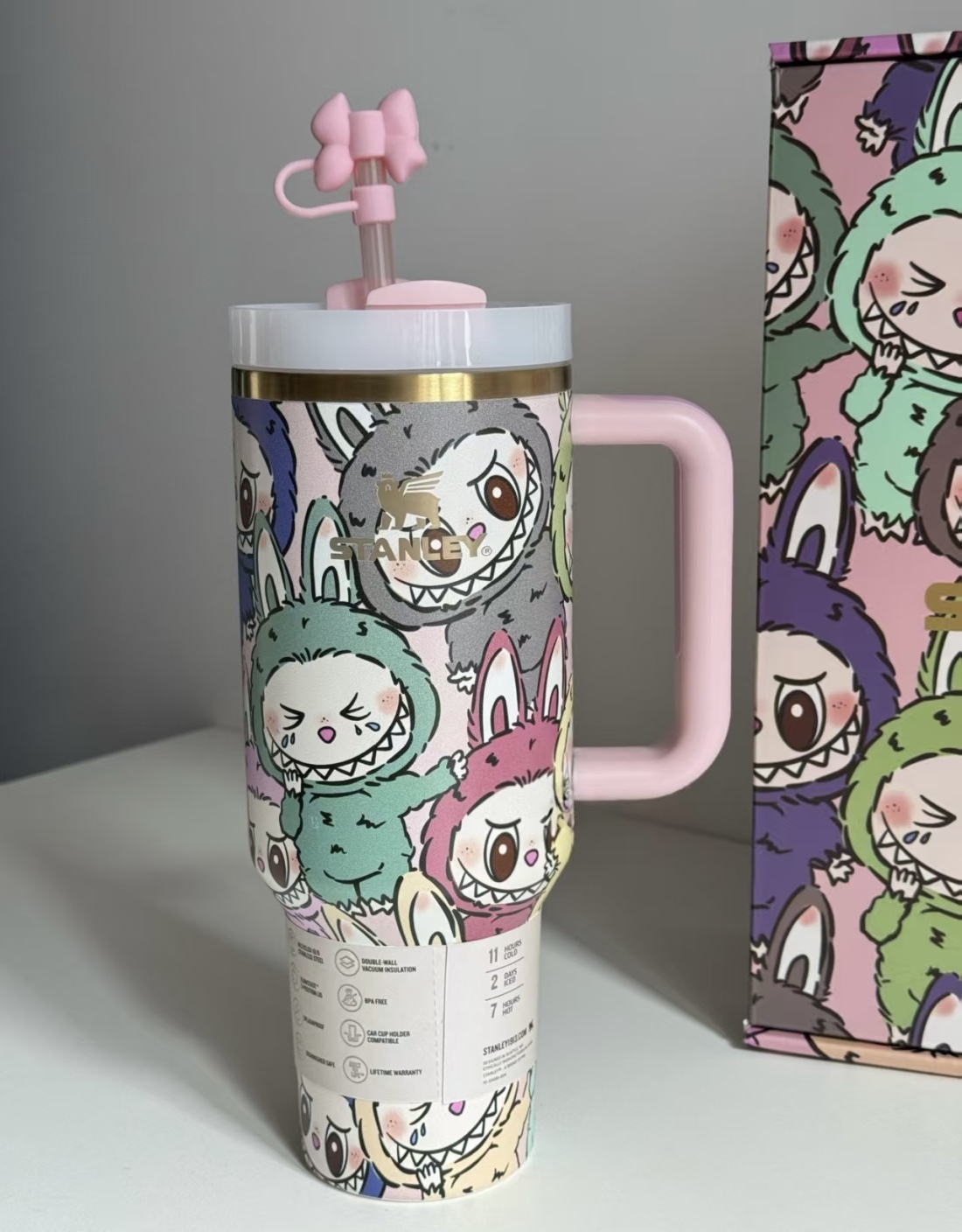 LABUBU In-Car Insulated Cup 1200 ml Tumbler（Free keychain for the first 100 orders )