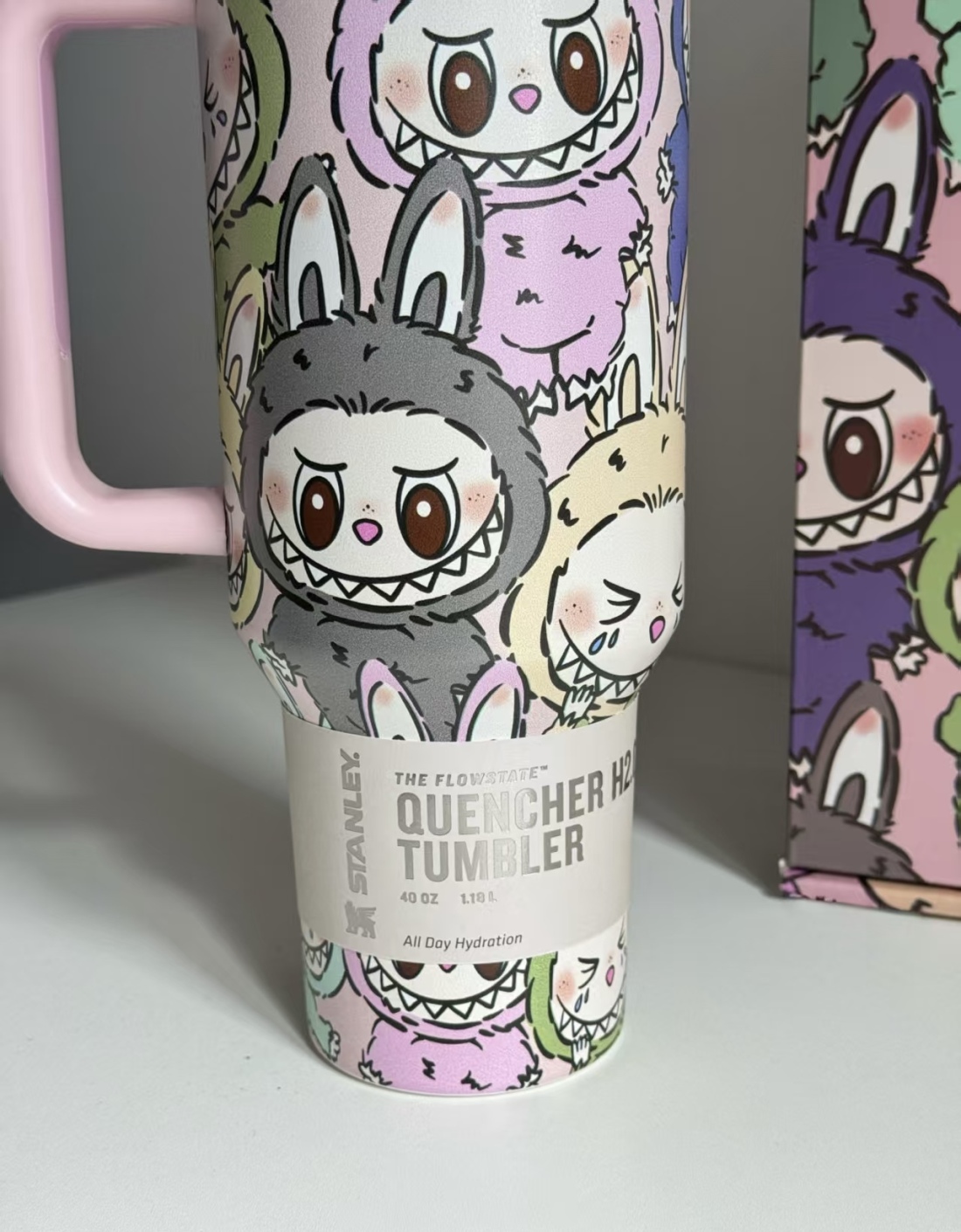 LABUBU In-Car Insulated Cup 1200 ml Tumbler（Free keychain for the first 100 orders )